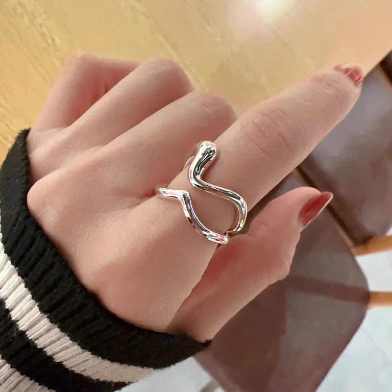 خاتم مفتوح بسيط وعصري بتصميم راقٍ رقم 29
